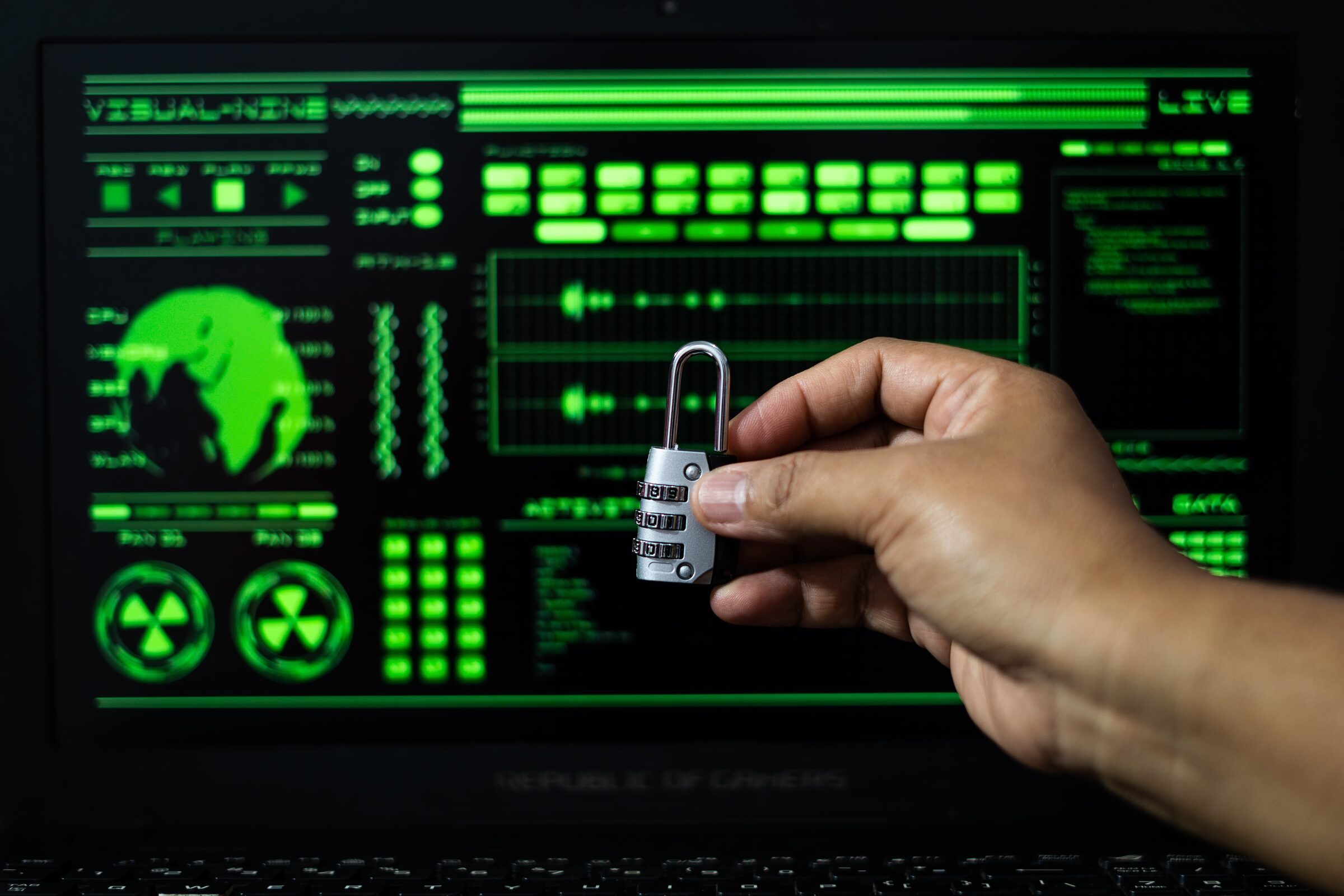 Proyecto de gobernanza de datos y control de acceso inteligente